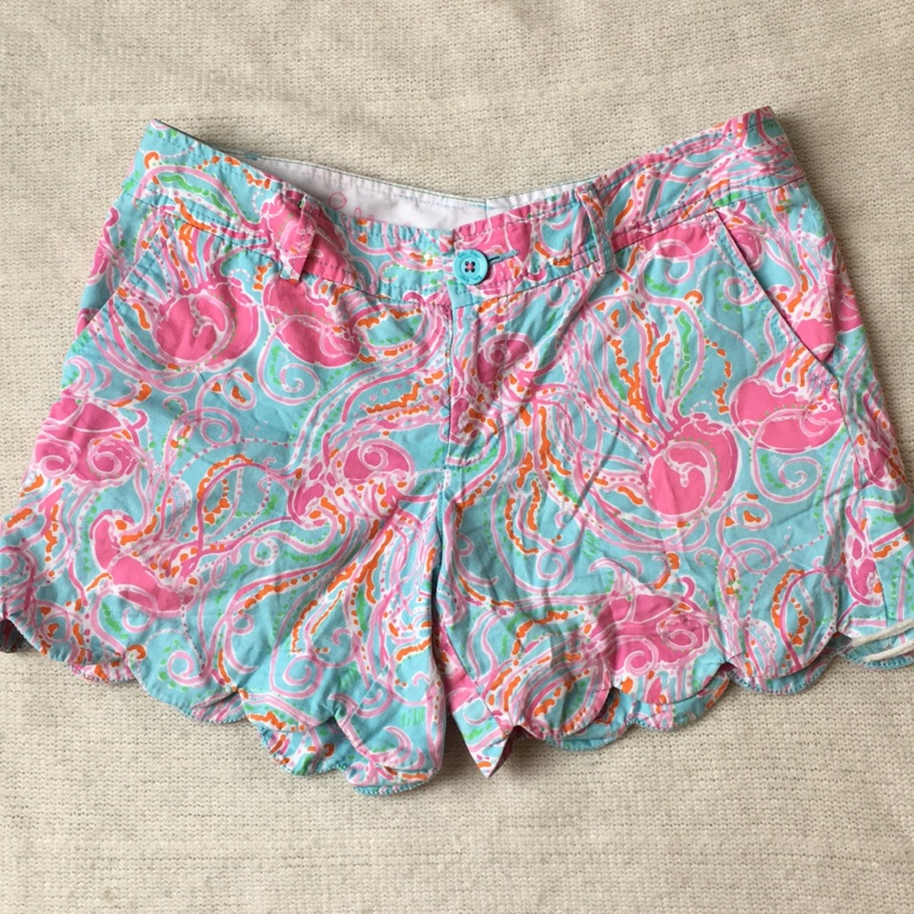 Lilly Pulitzer Buttercup Jellyfish shorts size 4